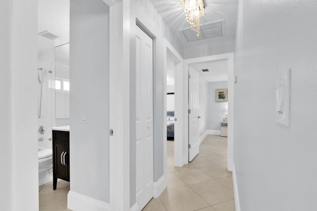 432 SW Natura Avenue, Deerfield Beach, FL 33441