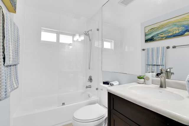 432 SW Natura Avenue, Deerfield Beach, FL 33441