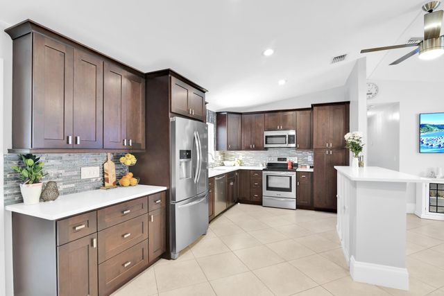 432 SW Natura Avenue, Deerfield Beach, FL 33441