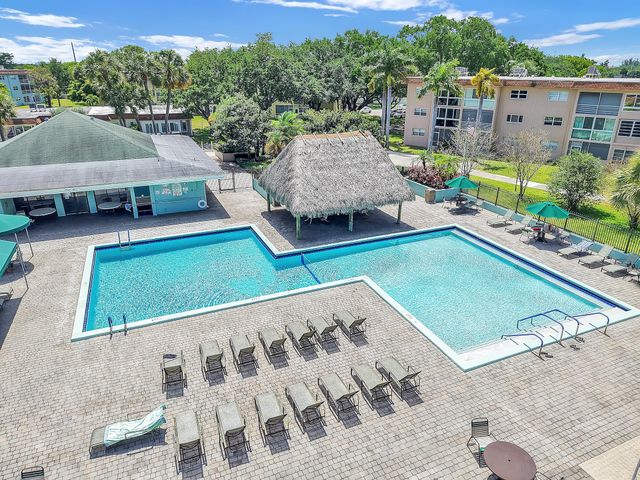 432 SW Natura Avenue, Deerfield Beach, FL 33441