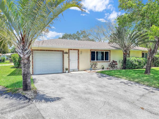 432 SW Natura Avenue, Deerfield Beach, FL 33441