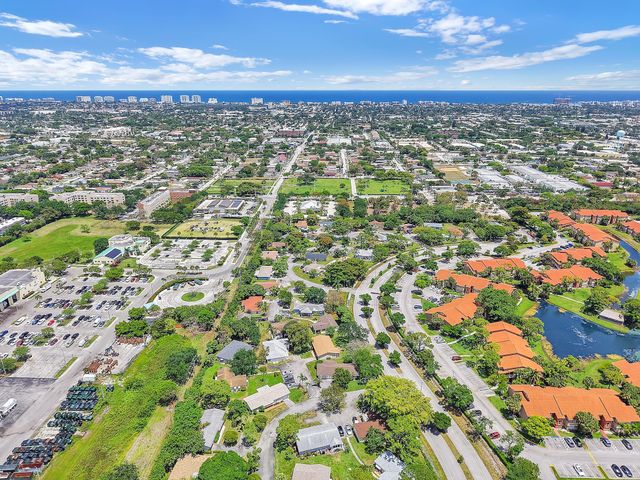 432 SW Natura Avenue, Deerfield Beach, FL 33441