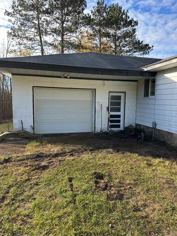 4419 10 Mile Road, Evart, MI 49631