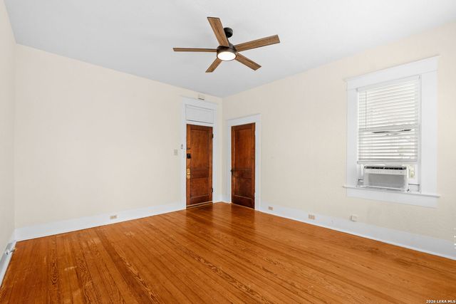 217 Castillo Ave Apt 3, San Antonio, TX 78210