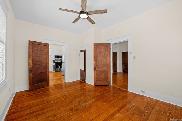 217 Castillo Ave Apt 3, San Antonio, TX 78210