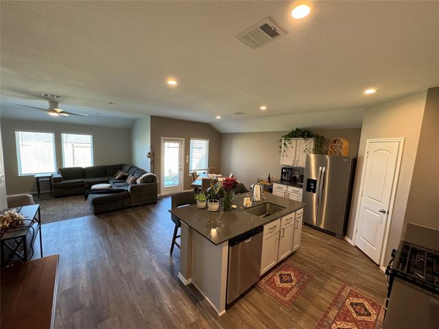 40619 Pine Spruce Lane, Magnolia, TX 77354