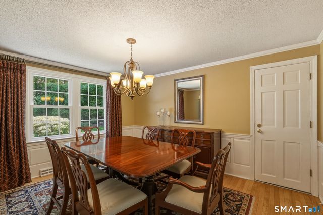 14 High Hill Road, Canton, CT 06019