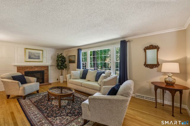 14 High Hill Road, Canton, CT 06019