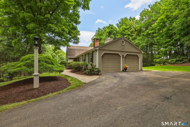 14 High Hill Road, Canton, CT 06019