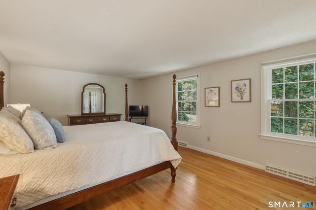 14 High Hill Road, Canton, CT 06019