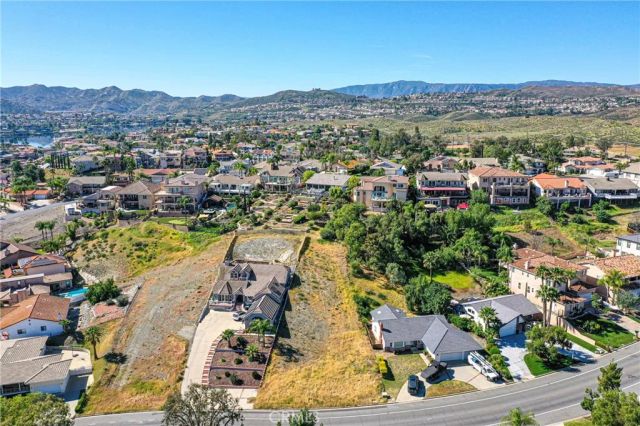 22253 Vacation, Canyon Lake, CA 92587