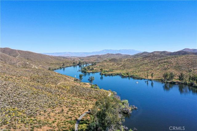 22253 Vacation, Canyon Lake, CA 92587