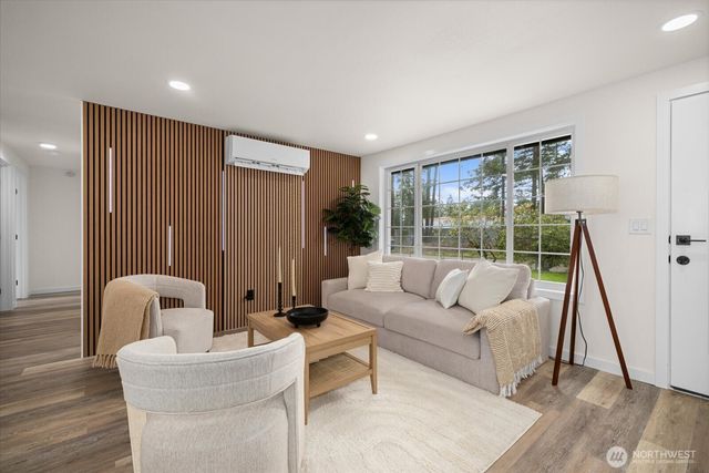 31034 148th Avenue SE, Kent, WA 98042