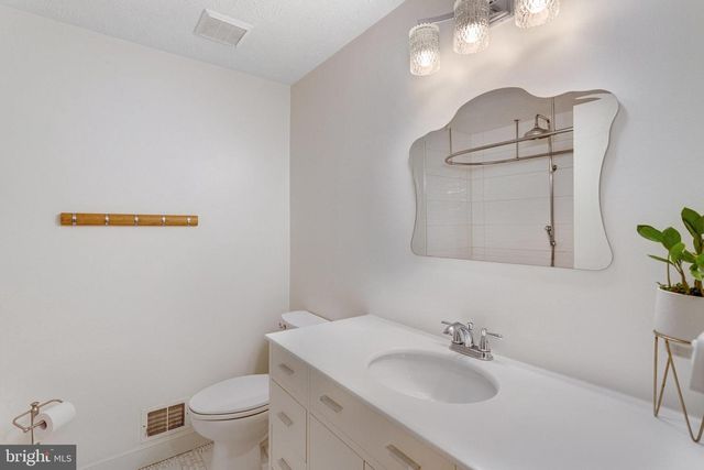 16104 BENEDICT CT, Woodbridge, VA 22191