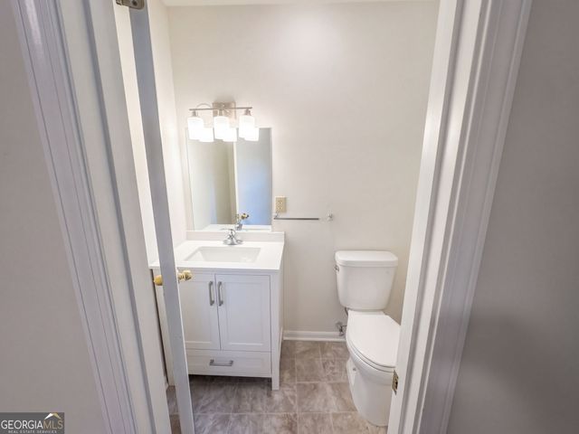 3089 Linecrest Road, Ellenwood, GA 30294