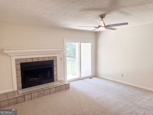 3089 Linecrest Road, Ellenwood, GA 30294