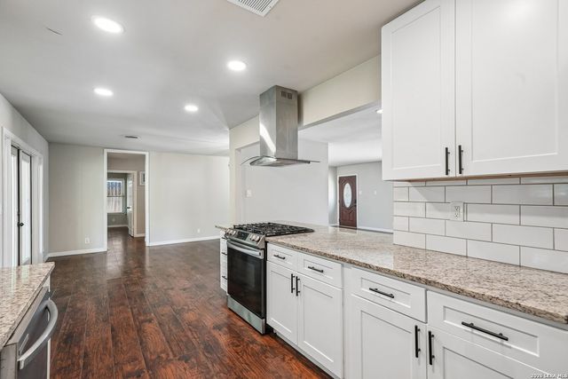 227 Colwyn Pass, San Antonio, TX 78216