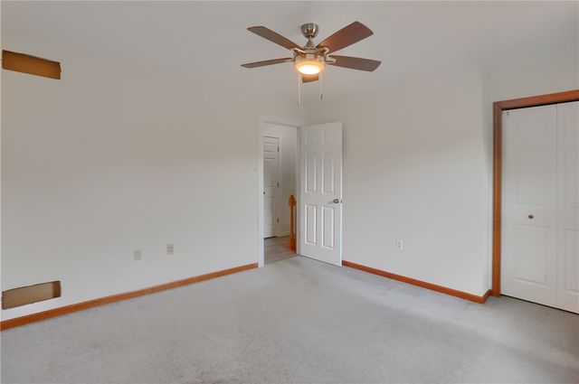 2525 Country Side Lane, Franklin Park, PA 15090