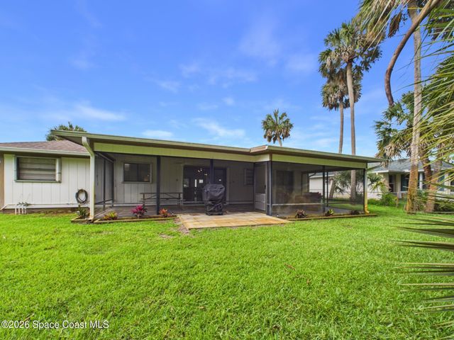 662 Vocelle Avenue, Sebastian, FL 32958