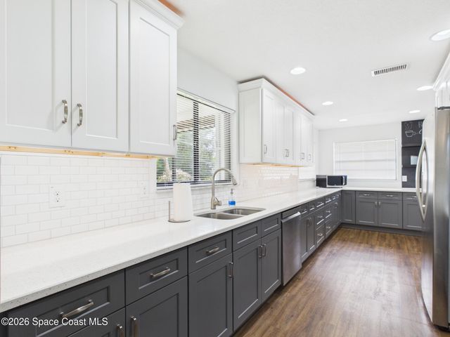 662 Vocelle Avenue, Sebastian, FL 32958