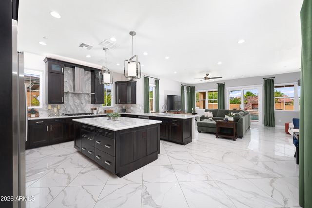 21272 W SUNRISE Lane, Buckeye, AZ 85396