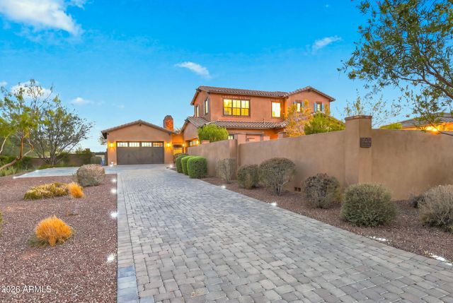 21272 W SUNRISE Lane, Buckeye, AZ 85396