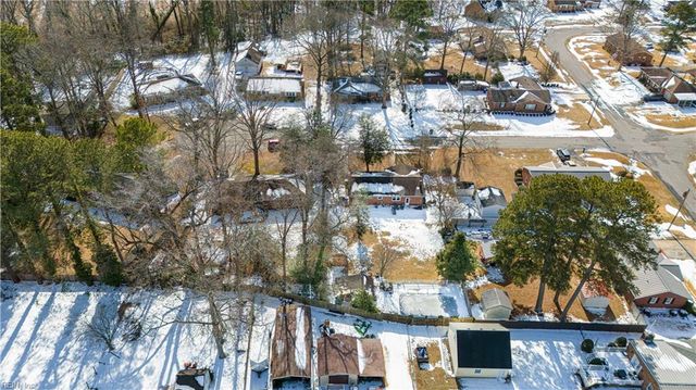 1514 Brittle Dr, Suffolk, VA 23434