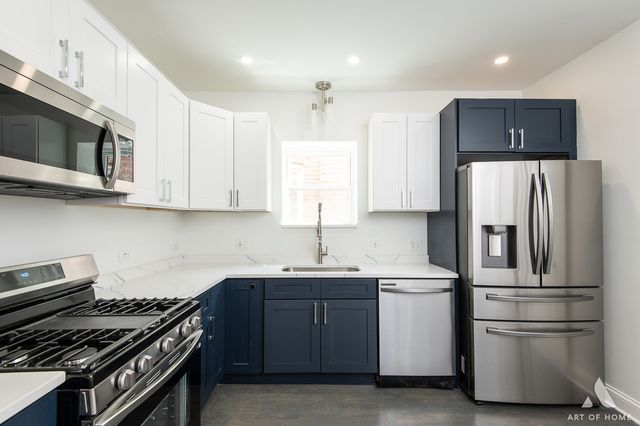 1820 Gunderson Avenue 2, Berwyn, IL 60402