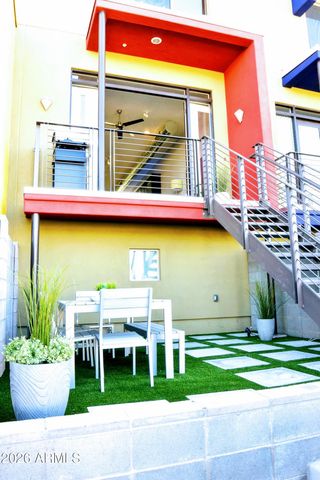 516 E AMES Place, Phoenix, AZ 85004