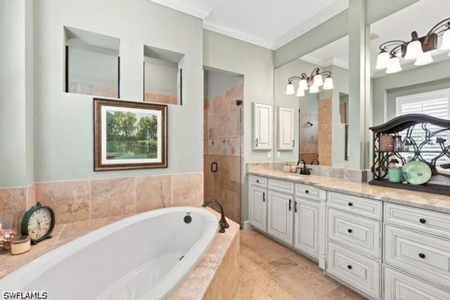9939 Corso Bello DR, Naples, FL 34113