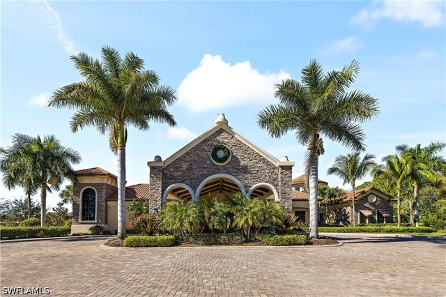 9939 Corso Bello DR, Naples, FL 34113