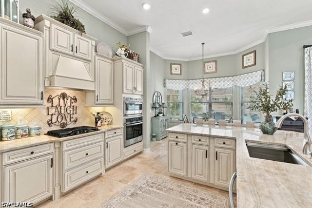9939 Corso Bello DR, Naples, FL 34113