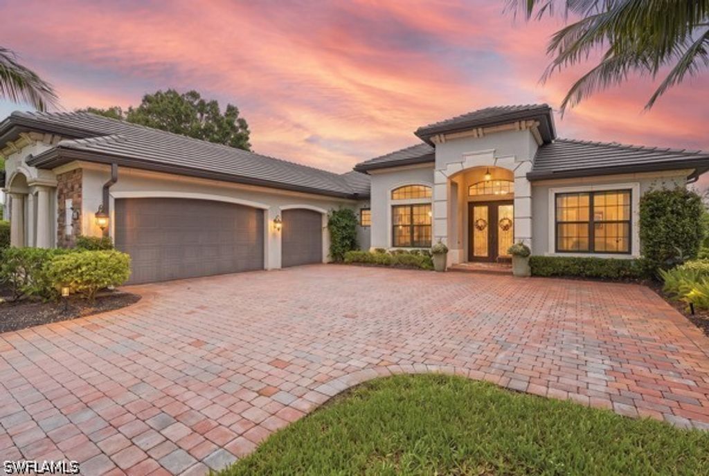 9939 Corso Bello DR, Naples, FL 34113