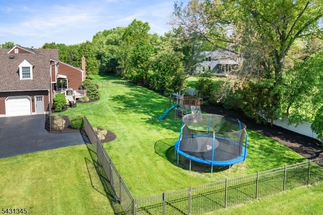 79 Wilshire Dr, Montgomery Twp., NJ 08502