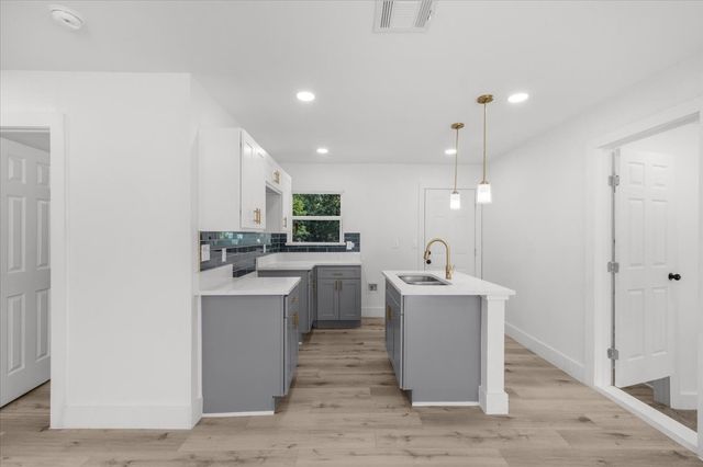3454 Moberly Street, Fort Worth, TX 76119