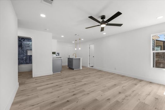 3454 Moberly Street, Fort Worth, TX 76119