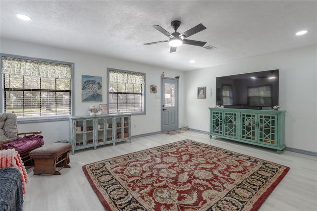 172 Overland Trail, Trinity, TX 75862