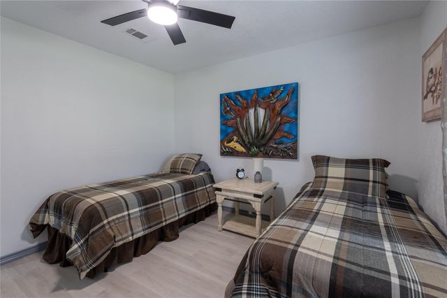 172 Overland Trail, Trinity, TX 75862