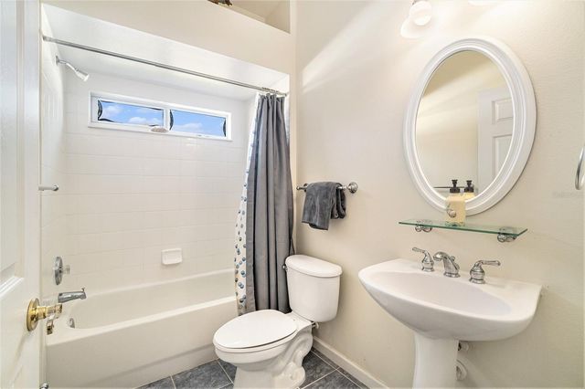 2083 NW 57TH COURT, Ocala, FL 34482