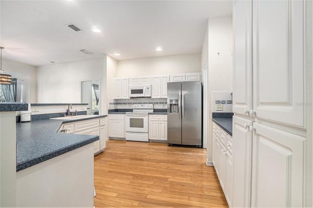 2083 NW 57TH COURT, Ocala, FL 34482