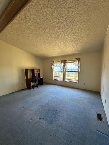 185 Empire Drive 185, Fortuna, CA 95540