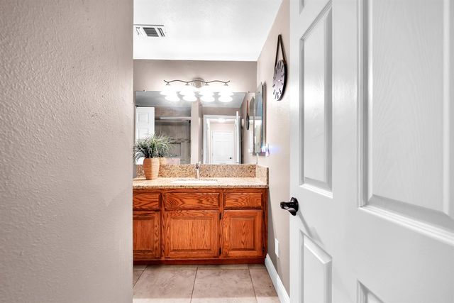 6224 Drop Off Rd, Pollock Pines, CA 95726