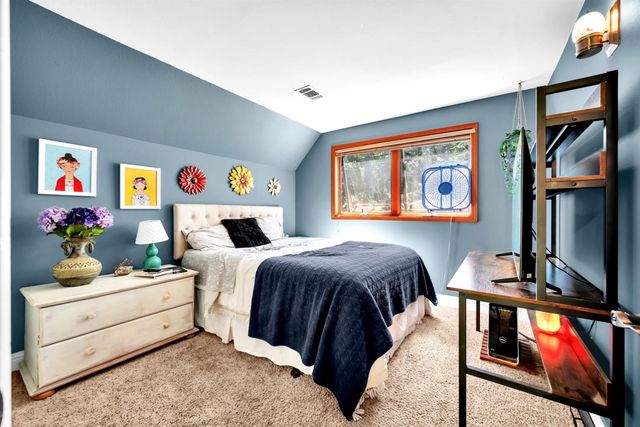 6224 Drop Off Rd, Pollock Pines, CA 95726