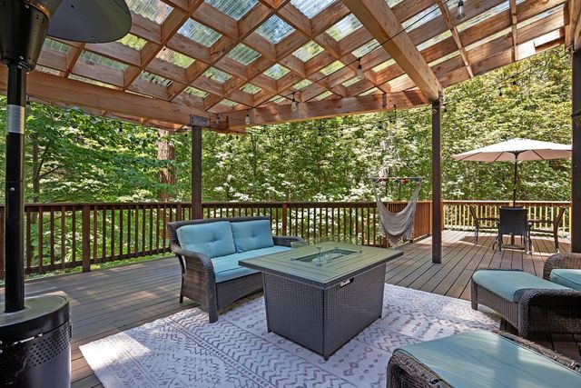 6224 Drop Off Rd, Pollock Pines, CA 95726