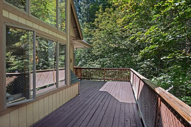 6224 Drop Off Rd, Pollock Pines, CA 95726