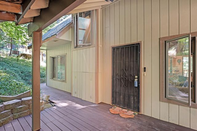 6224 Drop Off Rd, Pollock Pines, CA 95726