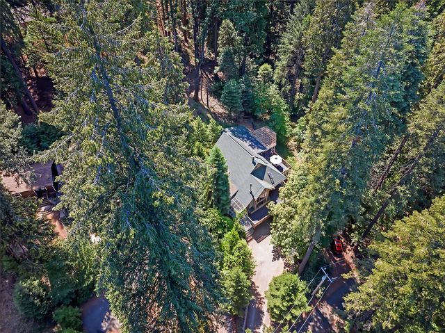 6224 Drop Off Rd, Pollock Pines, CA 95726