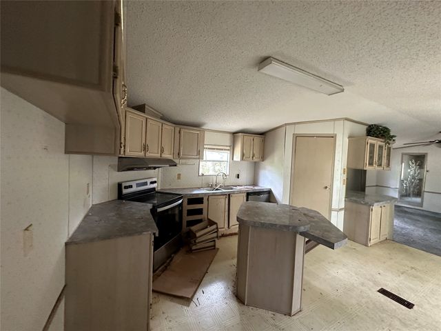 176 Live Oak Road, Springtown, TX 76082