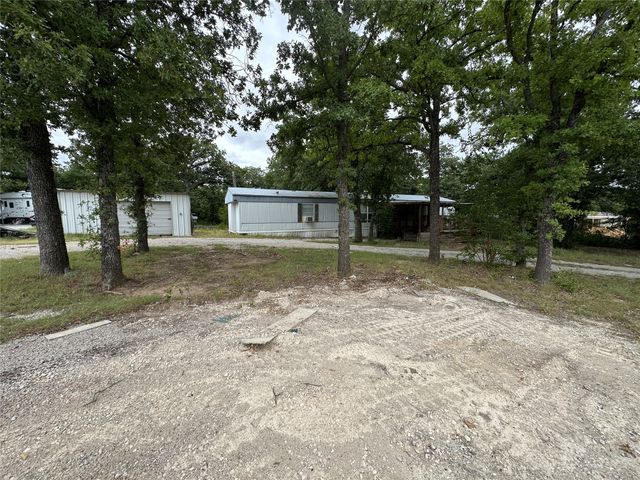 176 Live Oak Road, Springtown, TX 76082