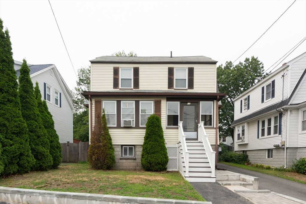 12 Ingleside Ave, Malden, MA 02148